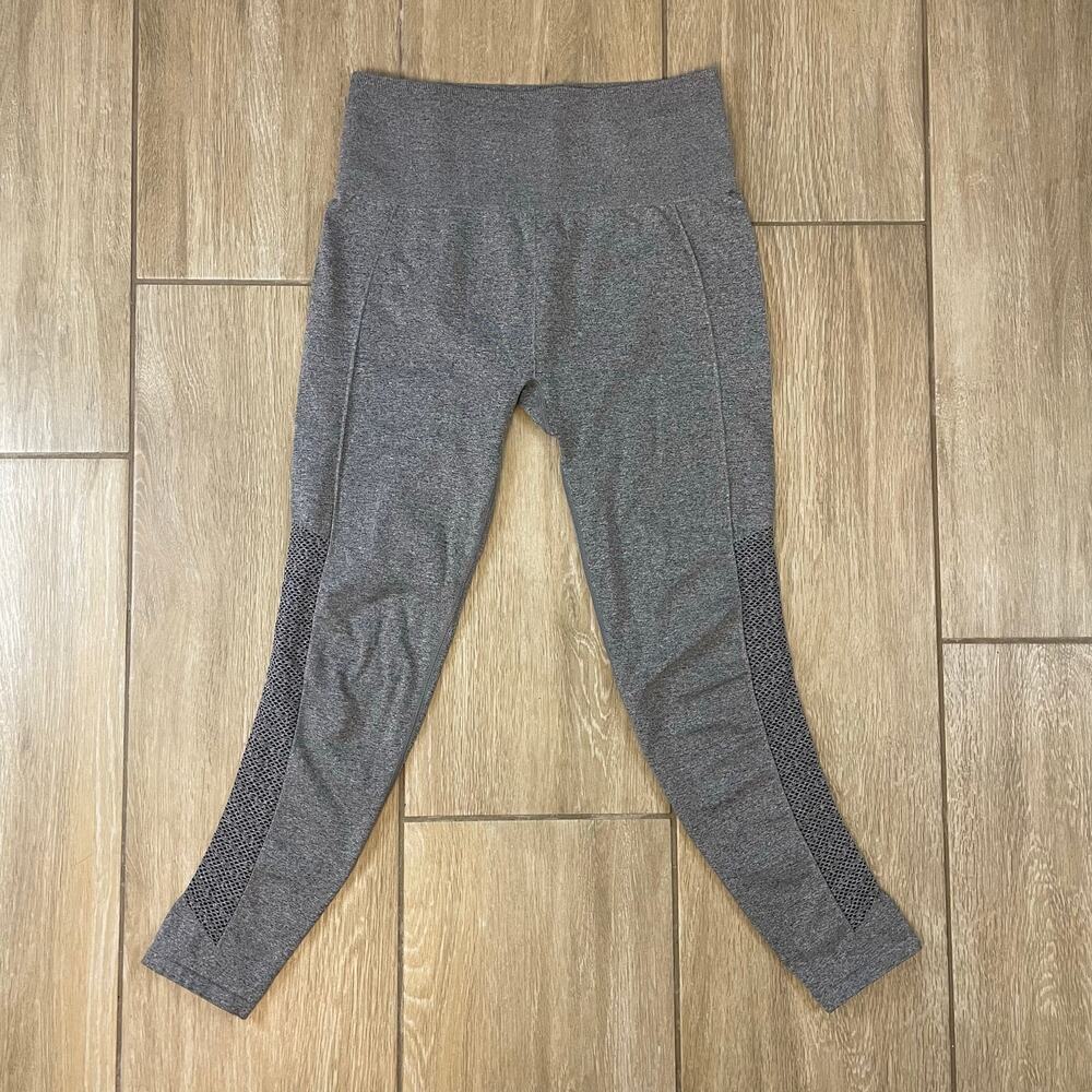 Fabletics High Rise Sync Seamless Mesh Panel Leggings Women’s M Gray 7/8 Length